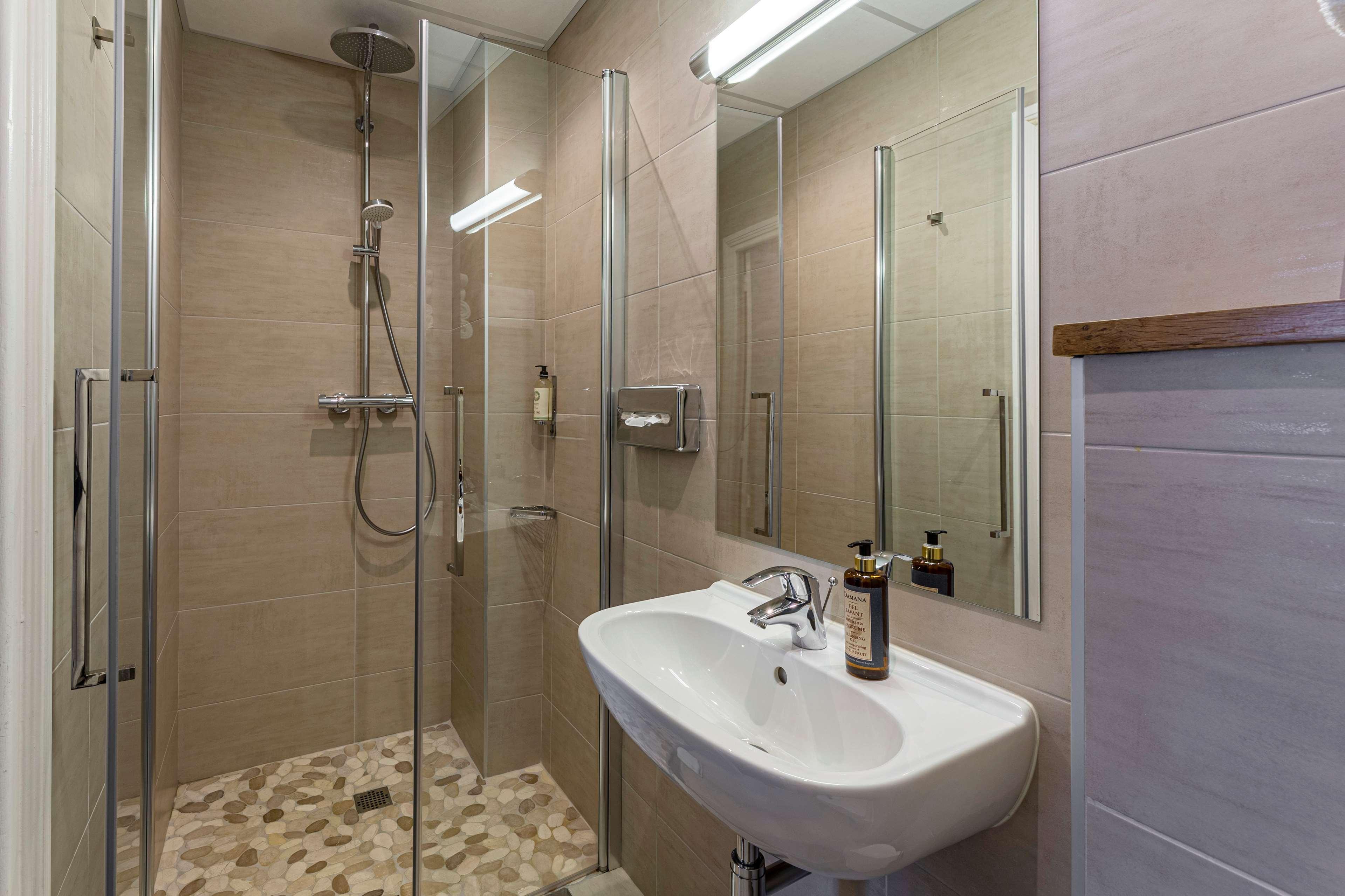 Best Western Grand Hotel De Bordeaux Aurillac Exterior foto